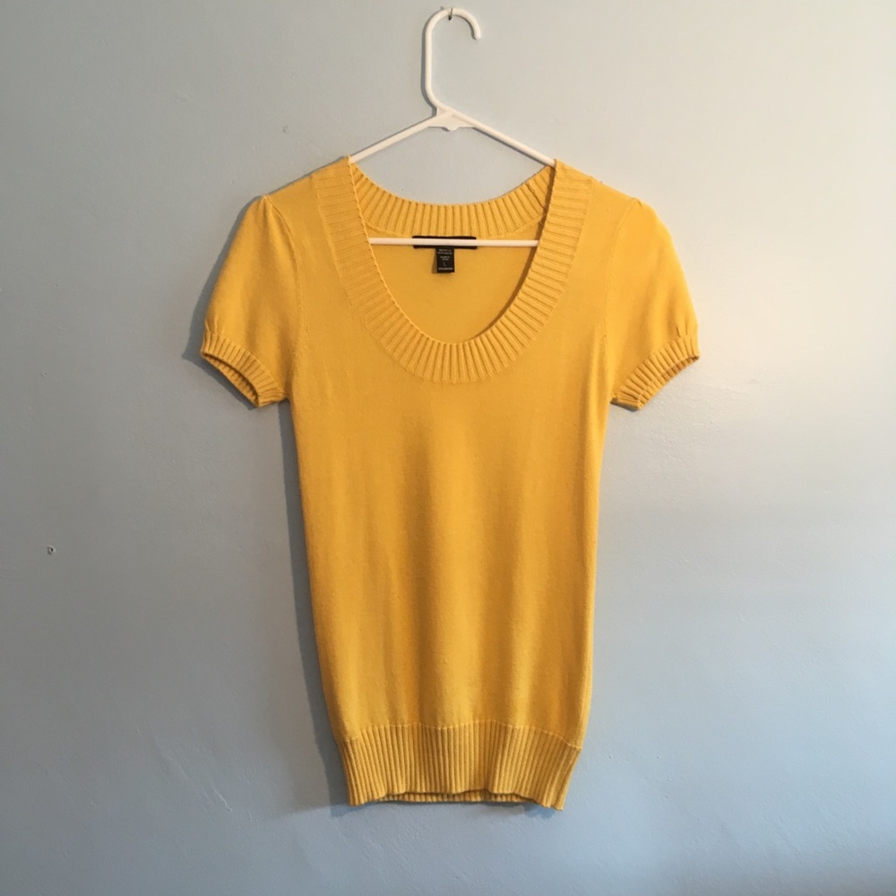 Active Basics☀️Yellow Cap Sleeves Sweater Size L